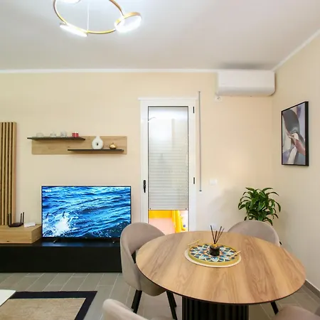 Bella Casa Апартаменты *
